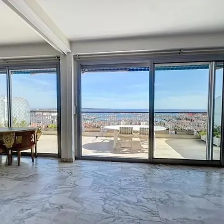 Agencia Dernier Etage Vue Panoramique